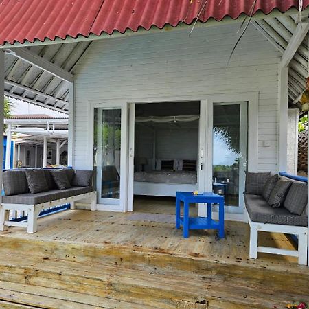 Villa Waru Lembongan Buitenkant foto