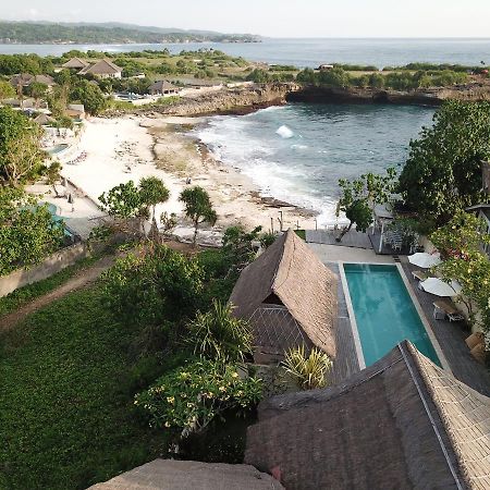 Villa Waru Lembongan Buitenkant foto