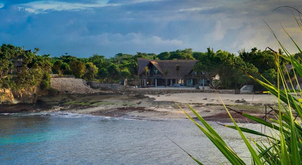 Villa Waru Lembongan Buitenkant foto