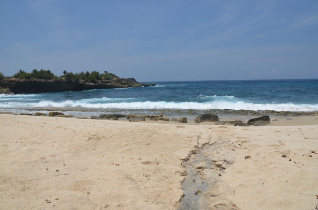 Villa Waru Lembongan Buitenkant foto