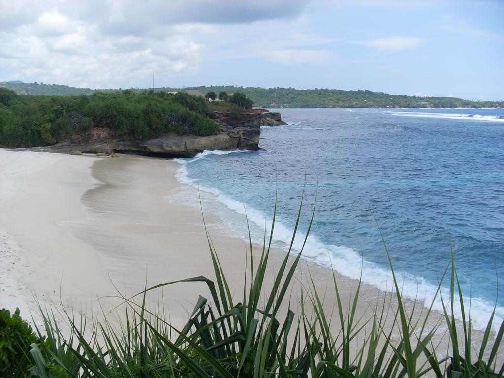 Villa Waru Lembongan Buitenkant foto