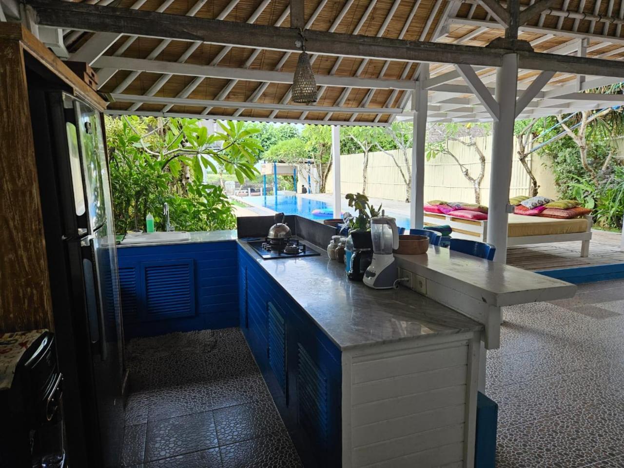 Villa Waru Lembongan Buitenkant foto