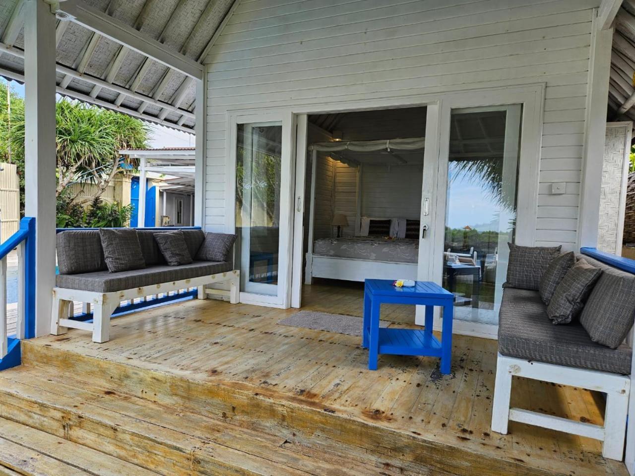 Villa Waru Lembongan Buitenkant foto