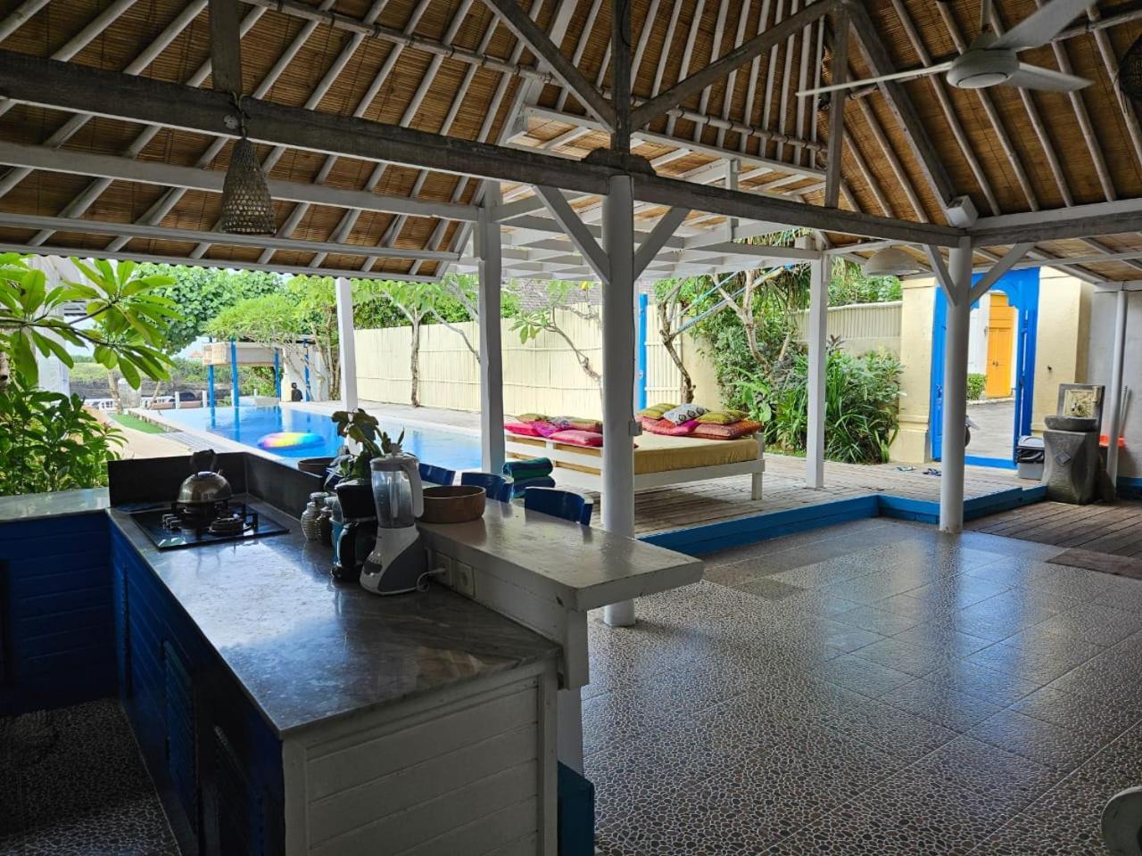Villa Waru Lembongan Buitenkant foto
