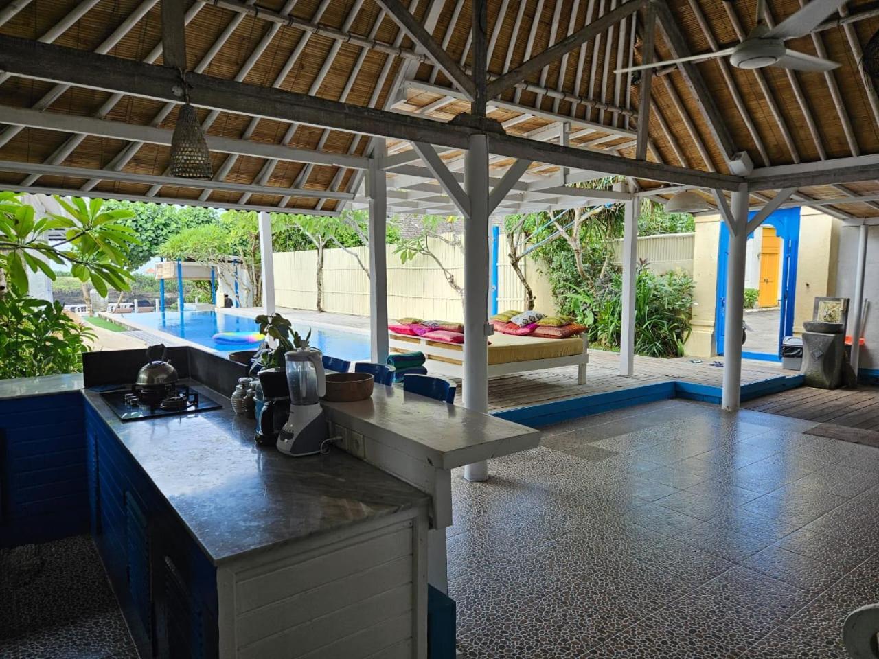 Villa Waru Lembongan Buitenkant foto