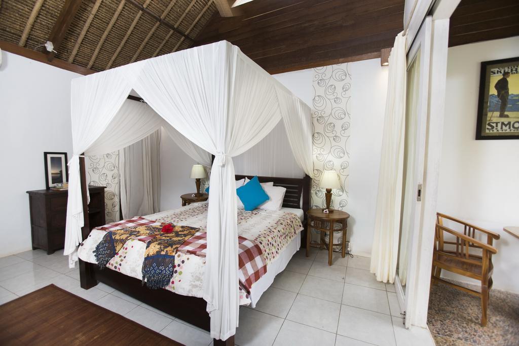 Villa Waru Lembongan Buitenkant foto