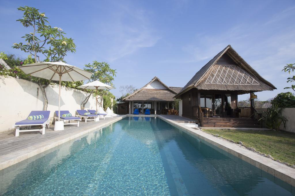Villa Waru Lembongan Buitenkant foto
