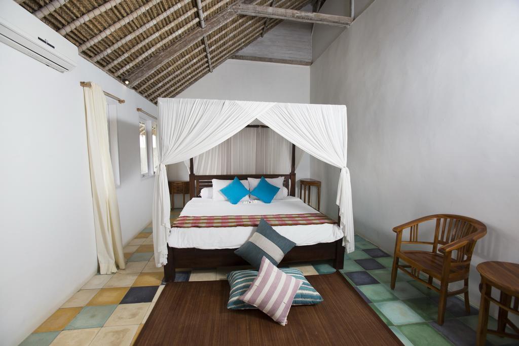 Villa Waru Lembongan Buitenkant foto